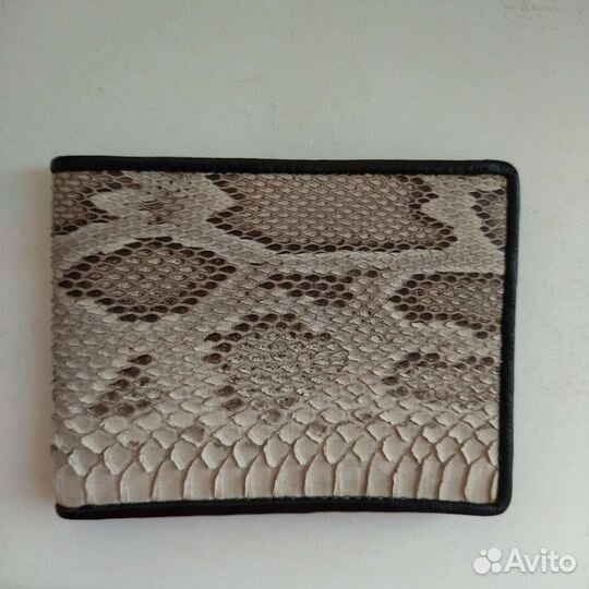 Мужской бумажник кожа кобры