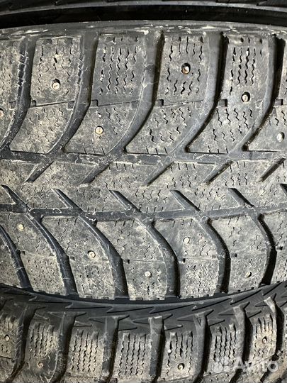 Bridgestone Ice Cruiser 5000 205/65 R16