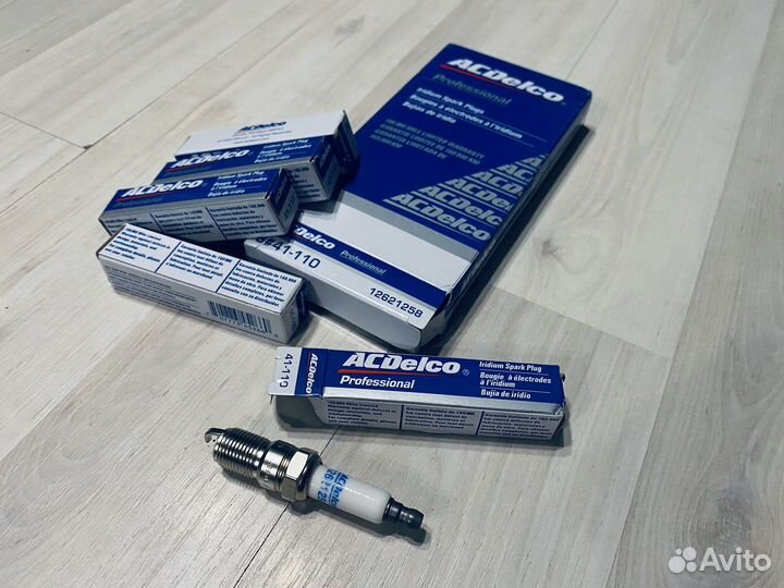 Свечи зажигания AcDelco 41-110/12621258