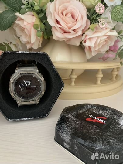 Часы Casio G-Shock GA-2100SKE-7A