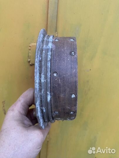 Тормозной барабан с колодками Ява (старушка)