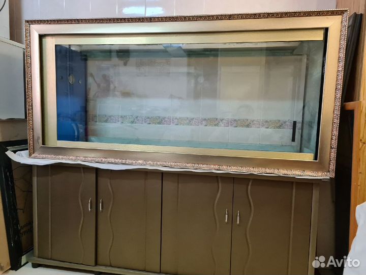 Аквариум 400л с тумбой