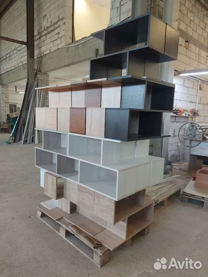 Полочка настенная