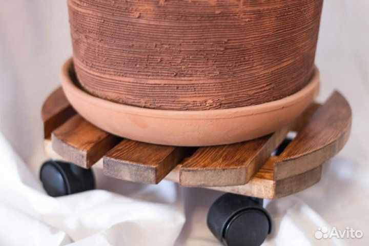 Подставка под цветы