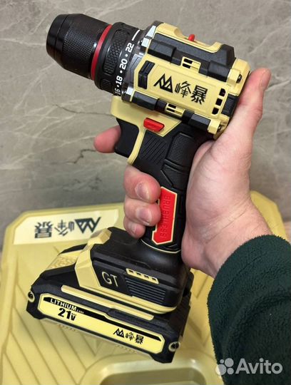 Бесщеточный шуруповерт оригинал