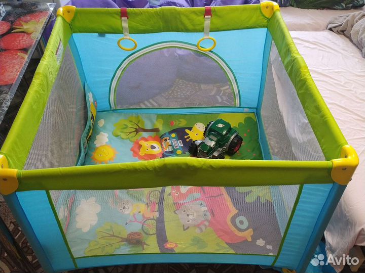 Манеж детский складной