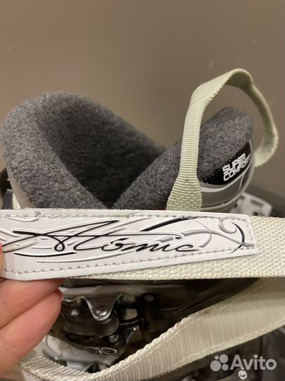 Горнолыжные ботинки Atomic