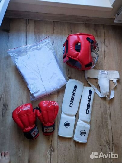 Комплект для единоборств