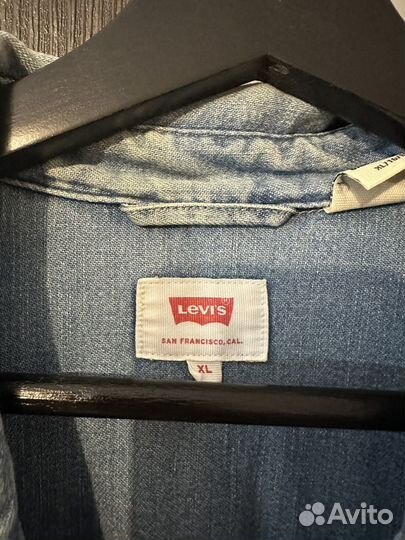 Джинсовая рубашка levis