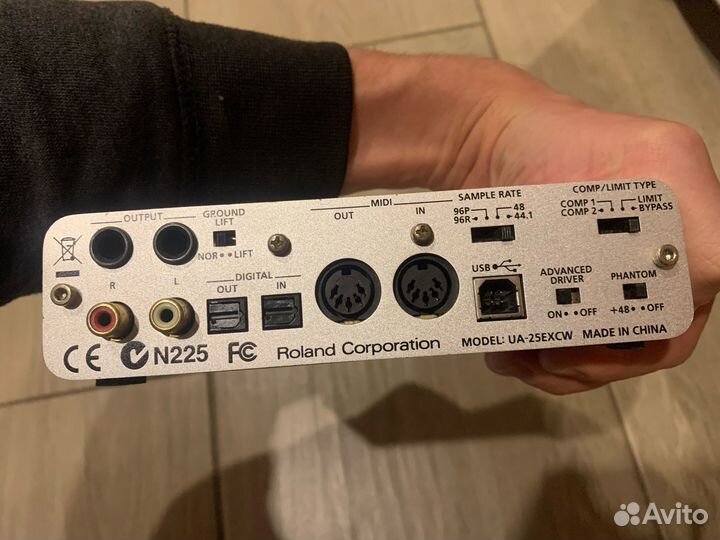 Внешняя аудиокарта Roland UA-25 EX