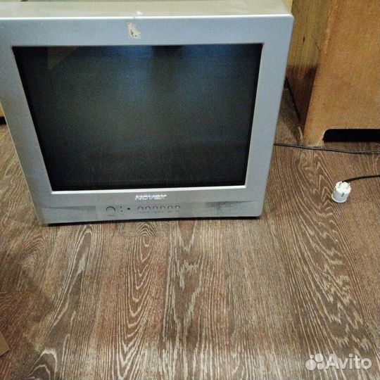 Телевизор JVC