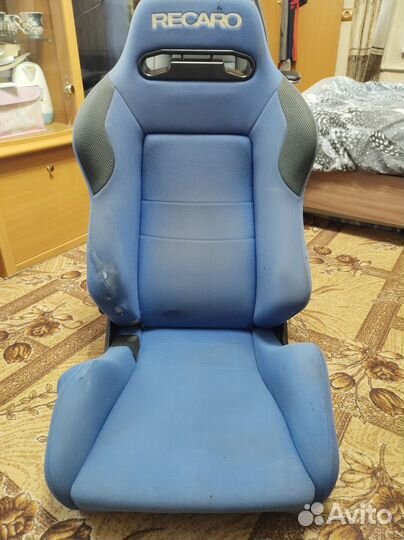 Спортивное сиденье, полуковш, Recaro SR3