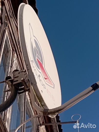 Антенна спутниковая