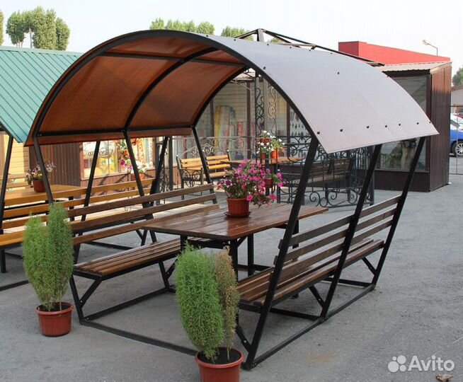 Беседка дачная