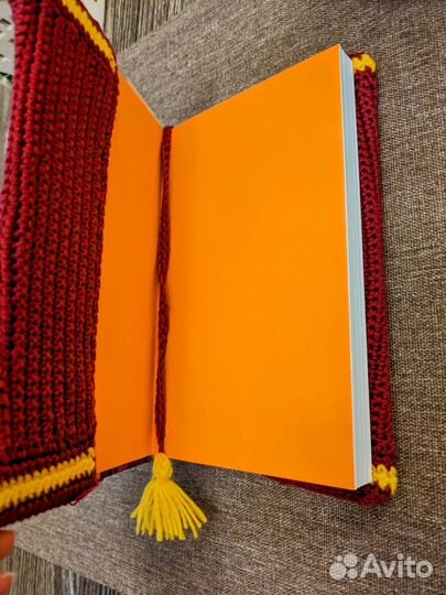 Вязаная обложка для книги - Гарри Поттер - красная