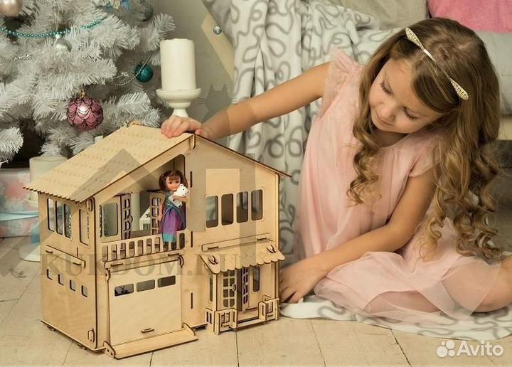 Домик кукольный