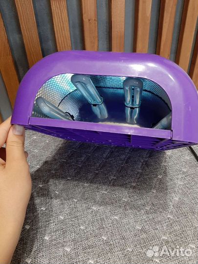 Лампа для сушки ногтей