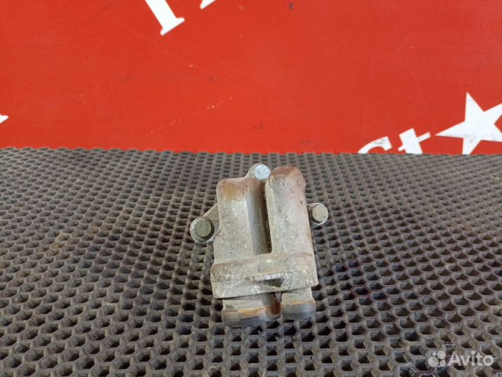 Патрубок корпуса масляного фильтра