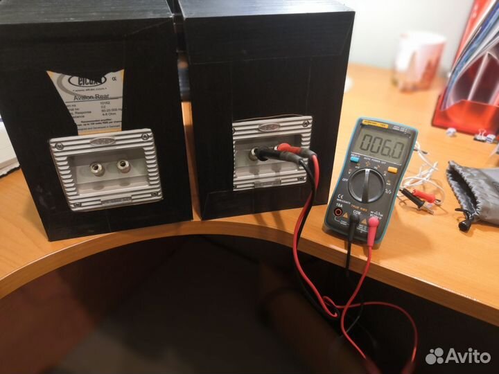 Полочная акустика