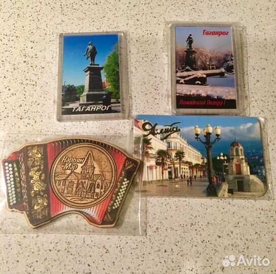 Магниты на холодильник