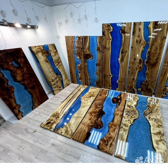 Стол из карагача и эпоксидной смолы под заказ