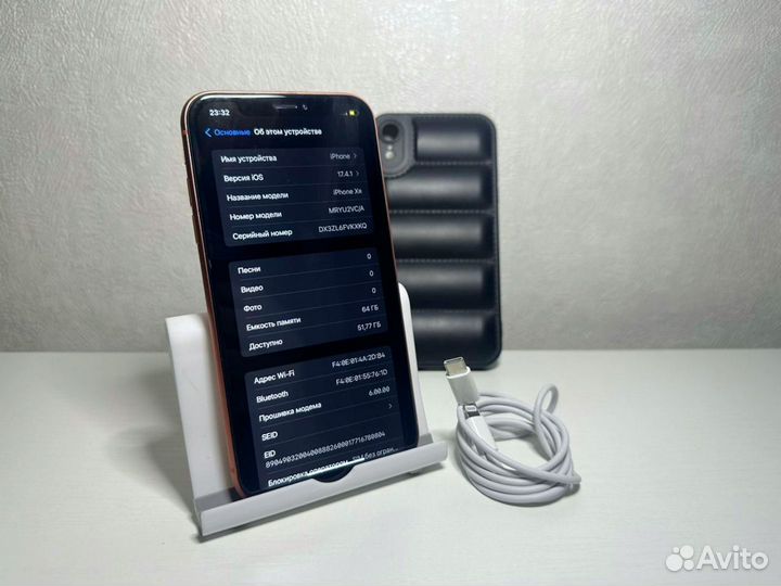 iPhone Xr, 64 ГБ