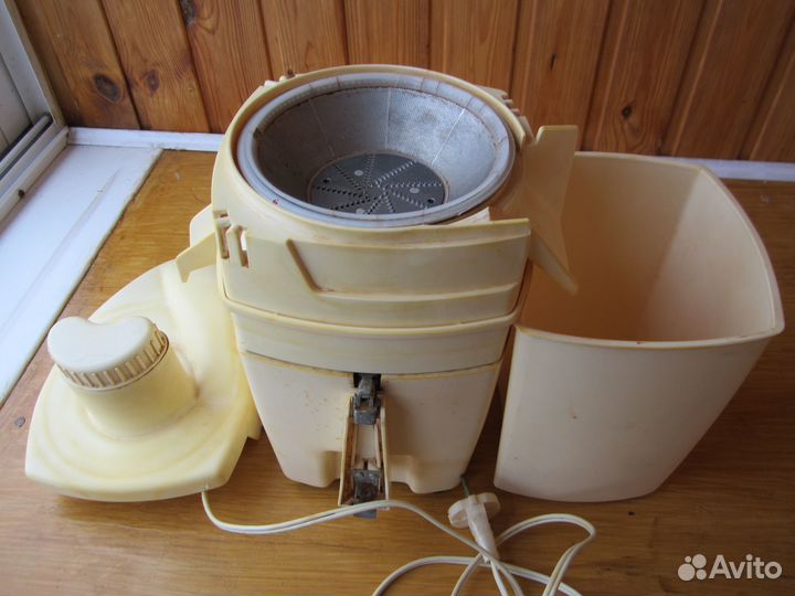 Электросоковыжималка