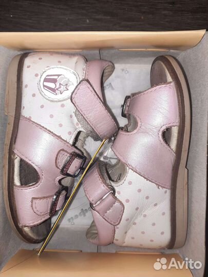 Сандалии для девочки Котофей 22р