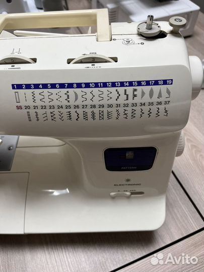 Швейная машина Brother Star