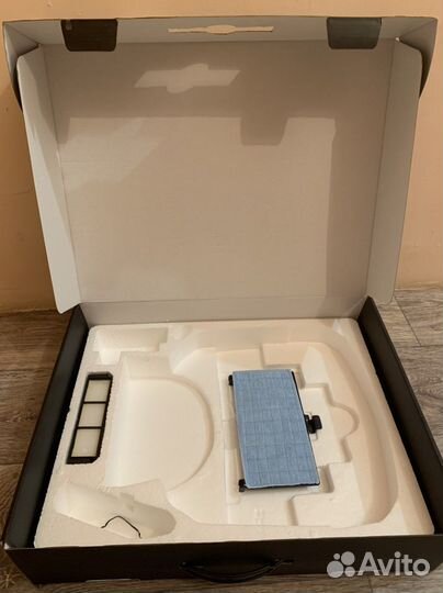 Робот пылесос