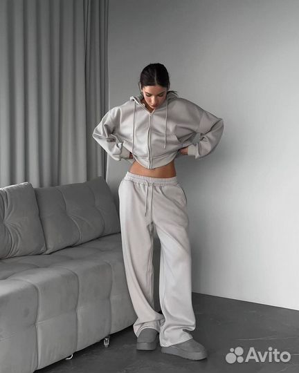 Костюм спортивный женский