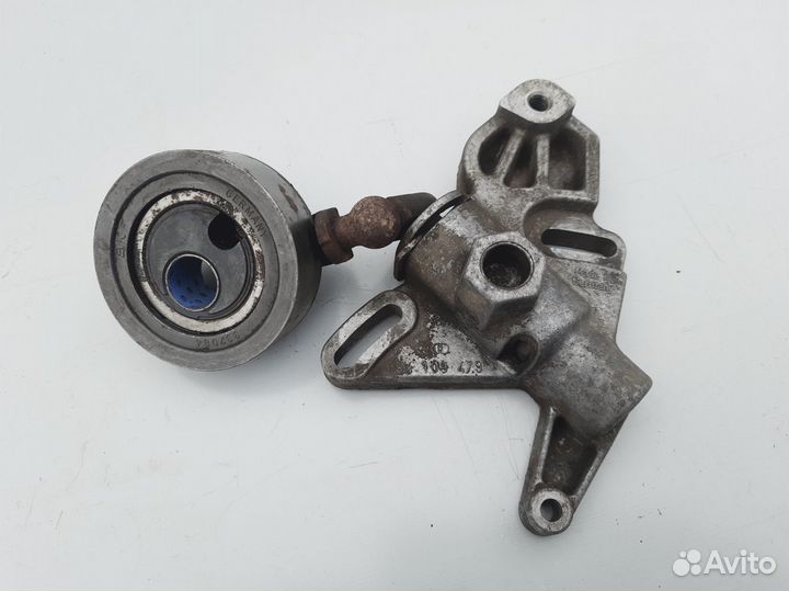 Ролик натяжитель ремня грм Audi 100 C4 1991-1994