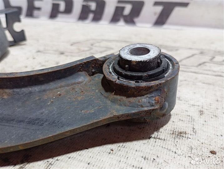 Рычаг подвески верхний задний Volkswagen Touran 1T