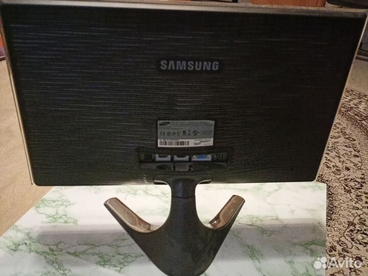 Монитор samsung bx2250