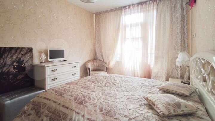 Дом 186 м² на участке 6 сот.