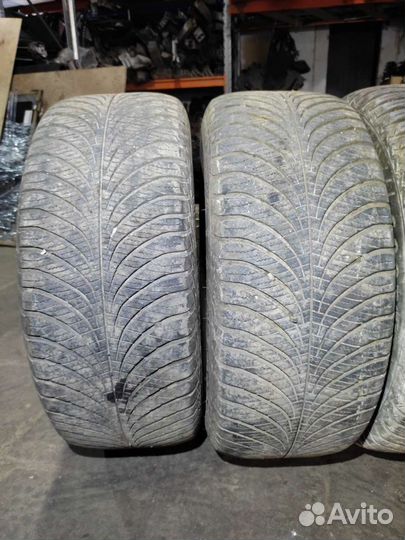 Goodyear Vector 4Seasons Gen-2 255/55 R18 109V