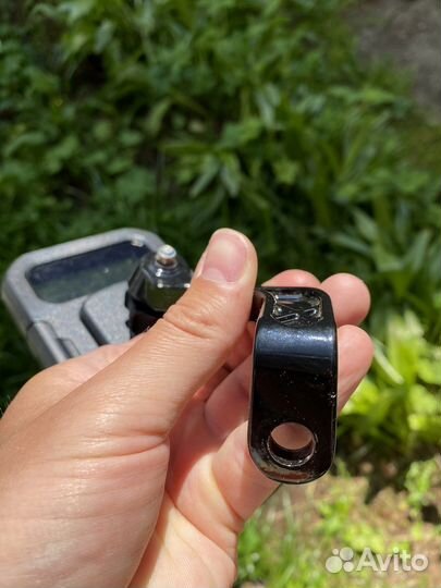 Держатель для телефона на руль мотоцикла