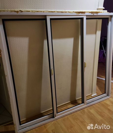 Балконная рама бу