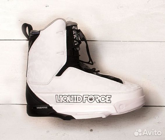 Крепления для вейкборда liquid force TAO купить в Москве | Хобби и ...