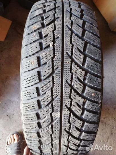 Kumho Power Star 756 265/70 R16 105M