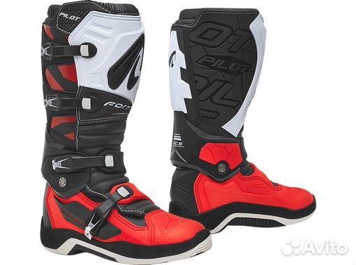 Мотоботы forma pilot