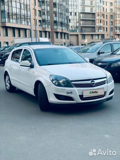 Opel Astra 1.6 МТ, 2011, 250 351 км