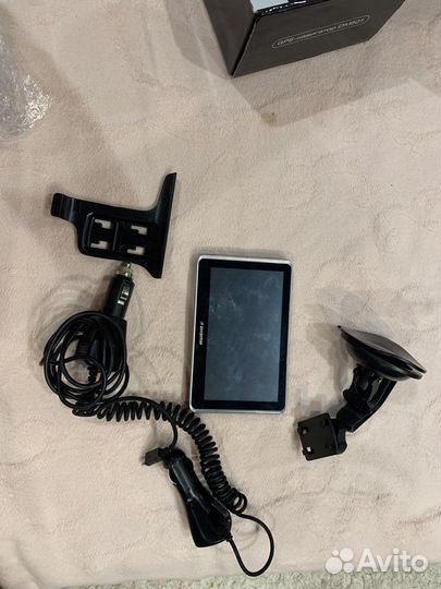 Автомобильный навигатор digma