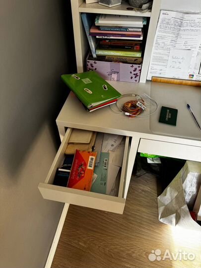 Письменный стол IKEA