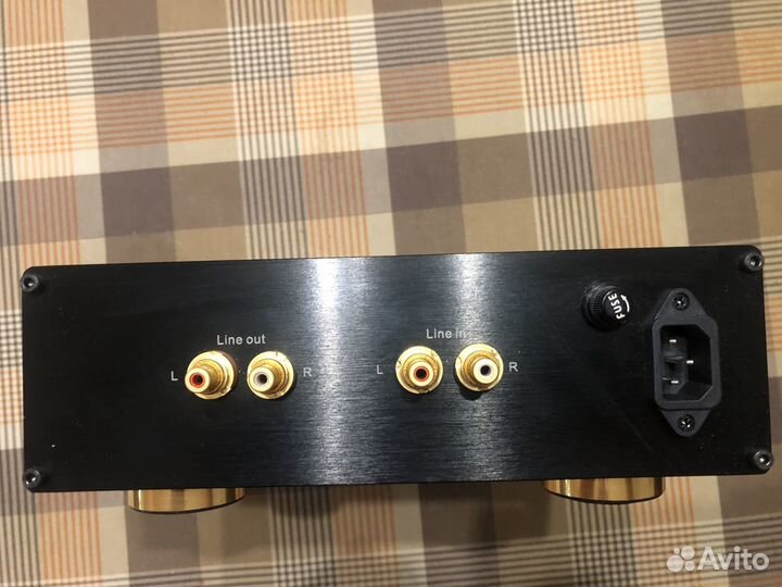 Пред. усилитель с активным тембр блоком