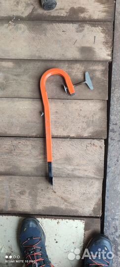 Струбцина для датчика эхолота