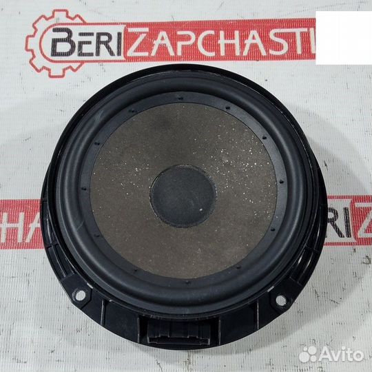 Динамик Volkswagen Golf 6 caxa 2012