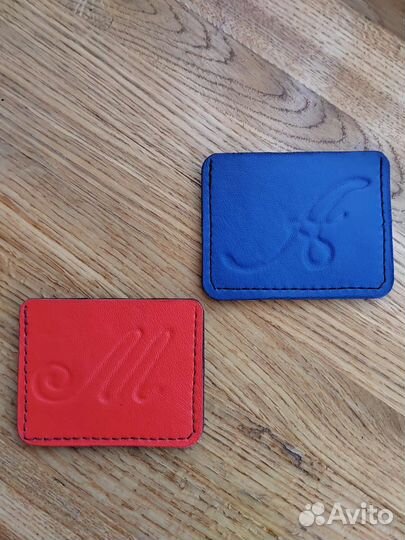 Кожаный картхолдер