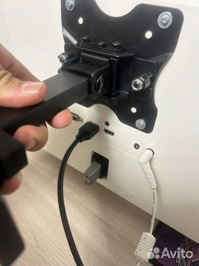 Монитор 27 ips fulhd 75 на кронштейне