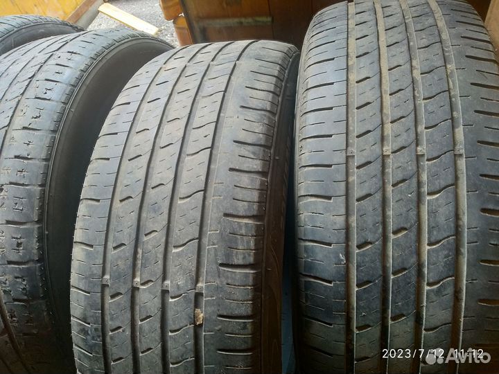 Roadstone N'Fera RU5 235/55 R20 22E